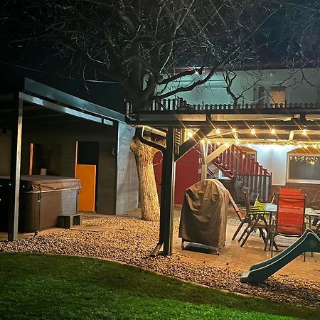 Alsooers Pagony Lägenhet Exteriör bild